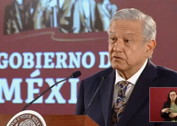AMLO anuncia a los nuevos comisionados de la CRE