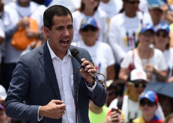 Juan Guaidó convoca a venezolanos a las calles contra Maduro