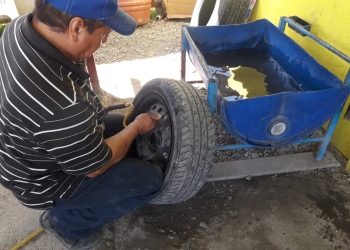 Recomiendan revisar neumáticos antes de salir a carretera