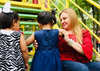 Festejan a niños de Casa Hogar en Saltillo