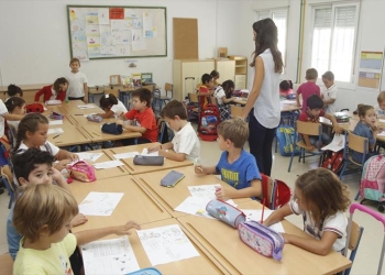 Aprueban 17 congresos la reforma educativa; ya puede promulgarse