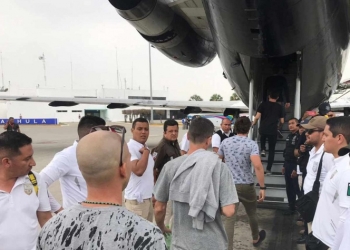 México deporta a 93 cubanos
