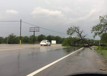 Evalúan daños por tromba en Allende