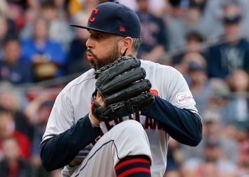 Oliver Pérez logra 1500 ponches en MLB