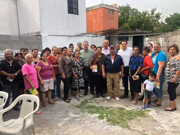 Entregan tarjeta la mera mera en Piedras Negras