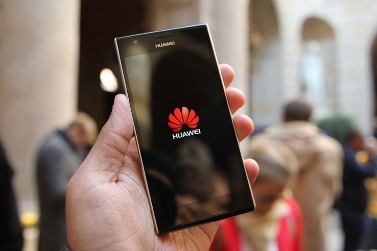 Garantiza Huawei actualización de equipos a usuarios