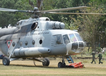 Localizan cuerpos de tripulantes de helicóptero siniestrado