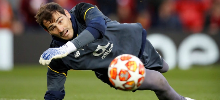 Hospitalizan a Iker Casillas tras sufrir un infarto