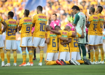 Tigres pega primero