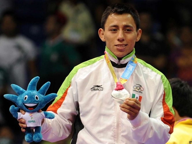 Gracias Conade por bajarme beca, recibo menos que ninis: Medallista