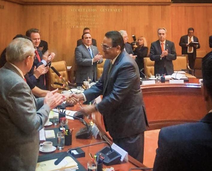 Toma protesta Javier Guerrero como Secretario General del IMSS