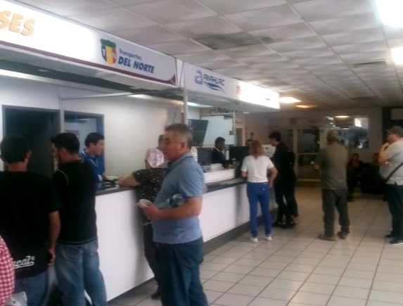 Central de autobuses sin notificación para controlar migrantes