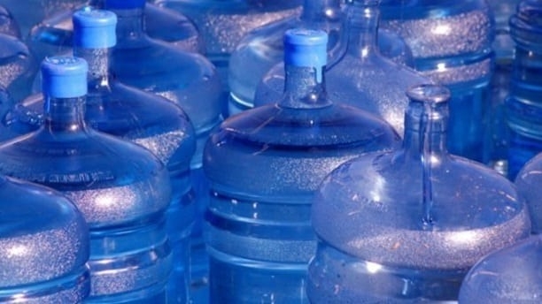Capacitaran a negocios de purificadora de agua