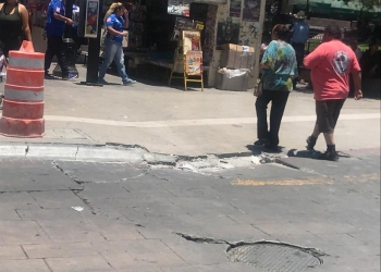 Hundimiento en calles Céntricas de Saltillo