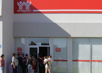 Analiza Infonavit otorgar créditos a matrimonios igualitarios