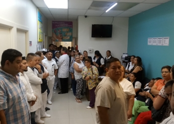 Sindicato no permite el ingreso de personal del ISSSTE para brindar atención