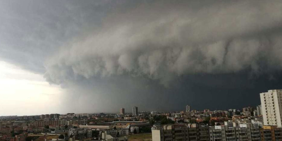Granizada en Italia deja 18 heridos y daños en casas y automóviles