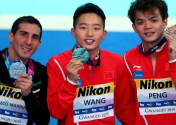 Rommel Pacheco gana plata en Mundiales de Natación