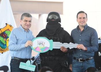 Entrega Gobernador vehículos tácticos y patrullas al Municipio de Saltillo