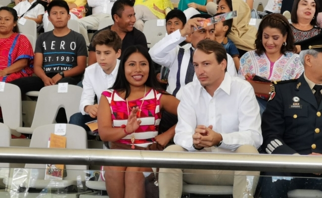 Yalitza Aparicio aparece en la Guelaguetza 2019