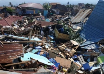 Indonesia es sacudido con sismo de 7.3 grados