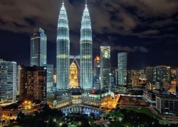 Muere César Pelli a los 92 años el arquitecto de Torres Petronas