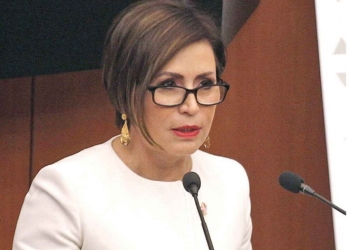 ‘Rosario Robles firmó sólo un contrato irregular’: FGR