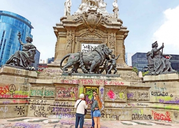 Valoran daños del Ángel de la Independencia y la Glorieta de Insurgentes tras marcha