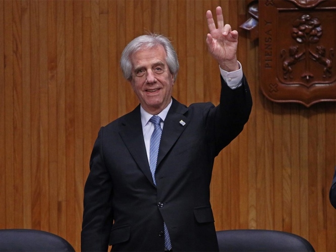 Tumor maligno invade pulmón de presidente de Uruguay
