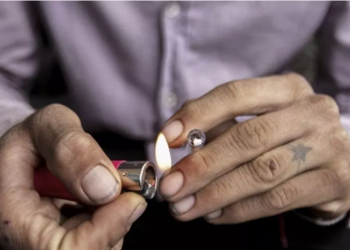 Juez otorga dos amparos para posesión, transporte y uso de cocaína