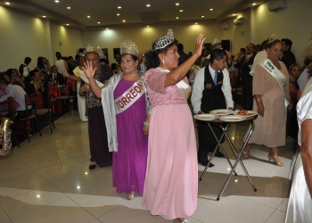 El DIF Estatal se prepara el evento de Reina del adulto mayor fase estatal.