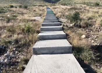 Es ilegal el Camino al Cielo