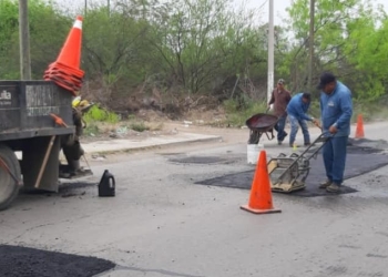 Continúan los trabajos de bacheo en la ciudad