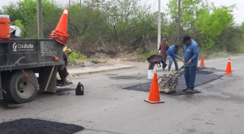 Continúan los trabajos de bacheo en la ciudad