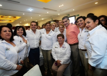 Gobierno Estatal reconoce labor del IEEA en el combate del rezago educativo
