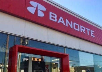 Usuarios de Banorte denuncian bloqueos y cuentas en ceros