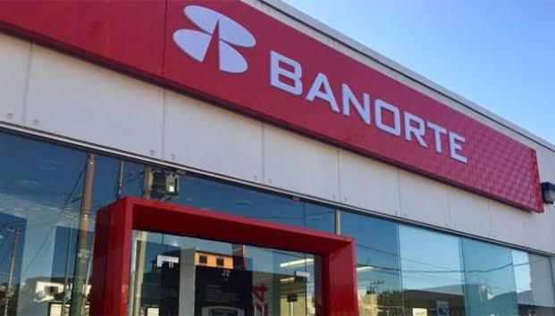 Usuarios de Banorte denuncian bloqueos y cuentas en ceros