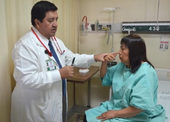 El IMSS sigue en contratación de médicos especialistas