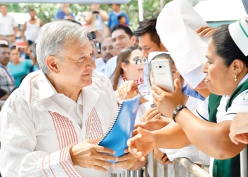 López Obrador pide al EZLN dejar de dividir; critica reclamos a sus proyectos
