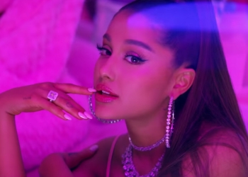Ariana Grande demanda a Forever 21 por 10 MDD