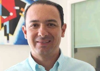 Usan autos chocolates por necesidad económica: diputado