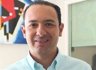 Usan autos chocolates por necesidad económica: diputado