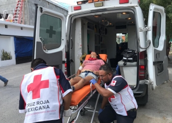 Choque de ciclistas contra microbús es consignado ante asuntos viales