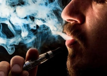 Alerta en Coahuila por cigarrillos electrónicos