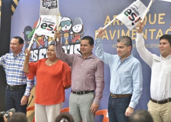 Inician trabajos de pavimentación del programa “Vamos a Michas”