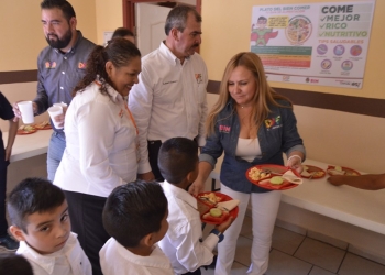 Gobierno Estatal apoya escuelas de Acuña con el programa “Mi Forti Desayuno”