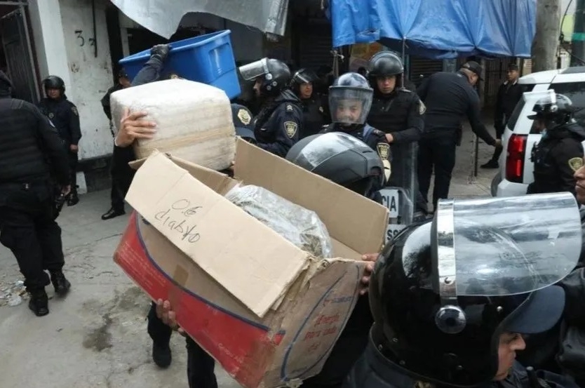 Marina realiza operativo en Tepito