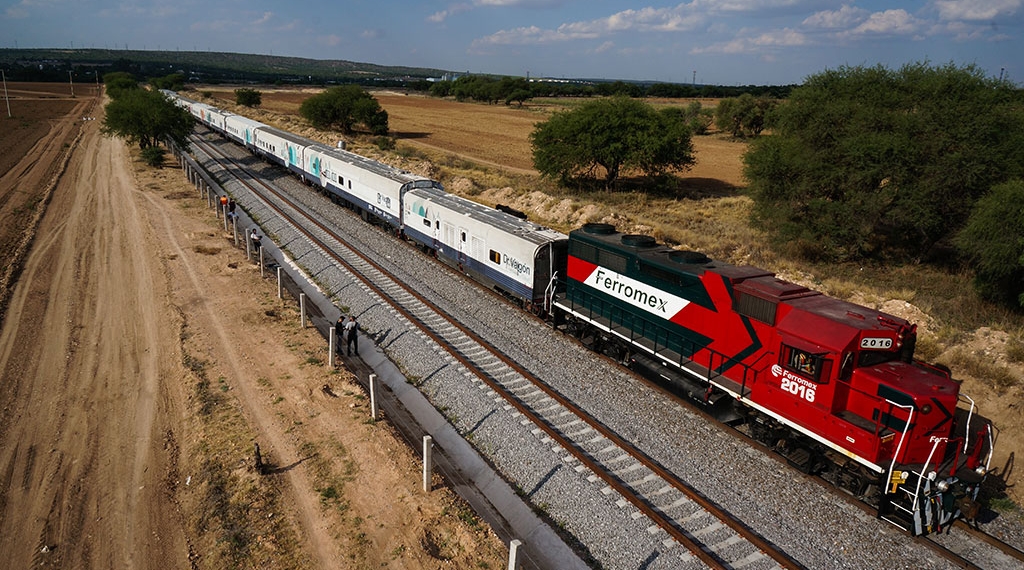 Llega a Coahuila el tren de la salud