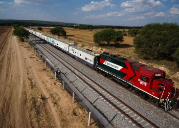 Llega a Coahuila el tren de la salud