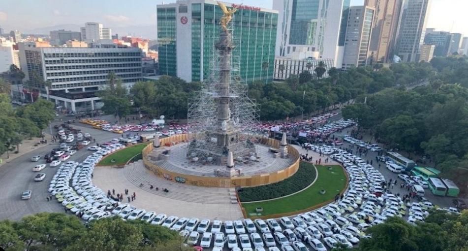Taxistas paralizan la Ciudad de México; provocan el peor desastre vial que se recuerde